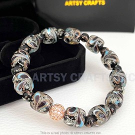 ARTSY CRAFTS INC Peacock Feather Glow in the Dark Firefly Bead Bracelets, Luminous Murano Jewelry Glowing Beaded Bracelets Glowing Bangle Wristband, Gifts for Birthday Valentines (Black 6-7")