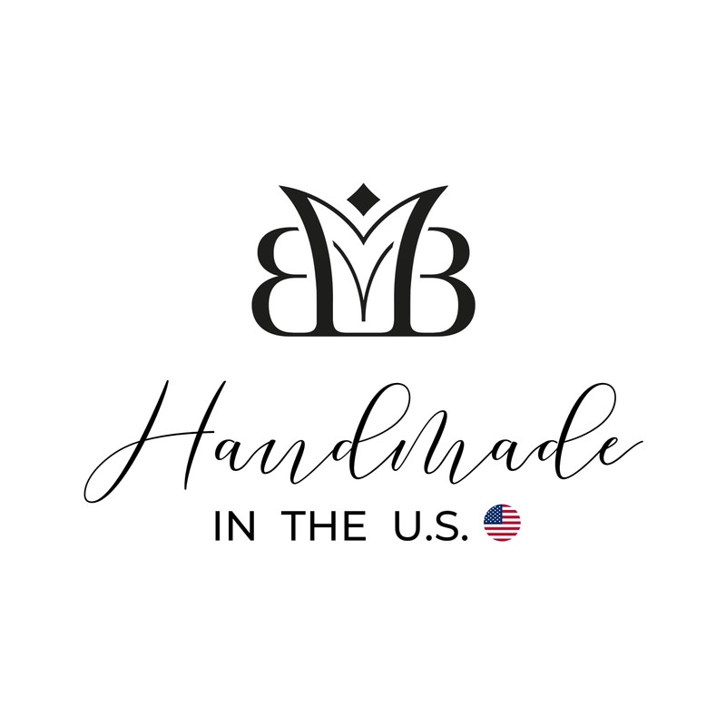 Matte Acrylic Resin Chunky Chain Link Statement Necklace (White)