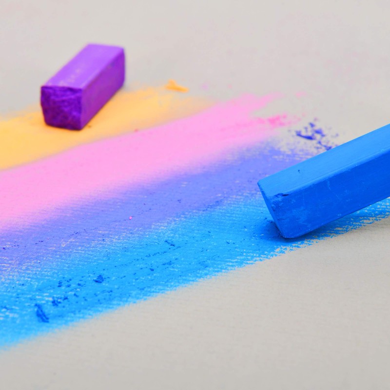 Artina Pasteo Pastel Chalk Set, Soft Pastel Colours in Studio