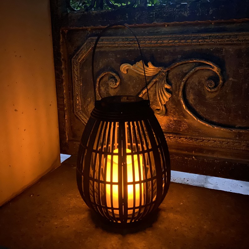 Solar Garden Lantern LED Outdoor Solar Lantern Waterproof Decorative Rattan