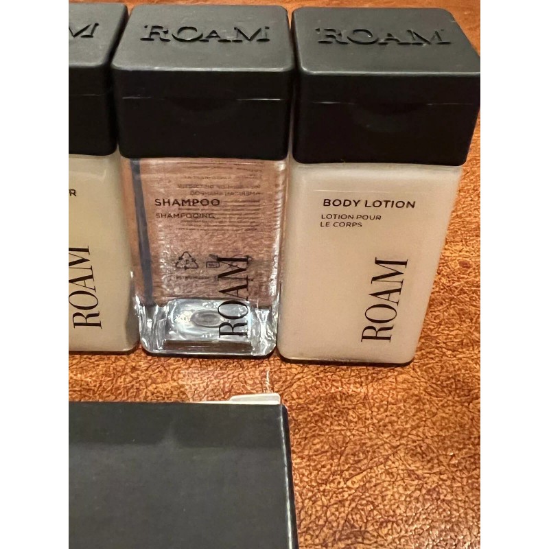 William Roam Travel Set 1oz Shampoo Conditioner Shower Gel Body