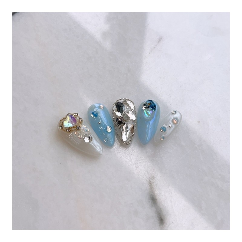 Blue Moon-Handmade Nail Tips - Short Almond / 블루문-수제네일팁 -