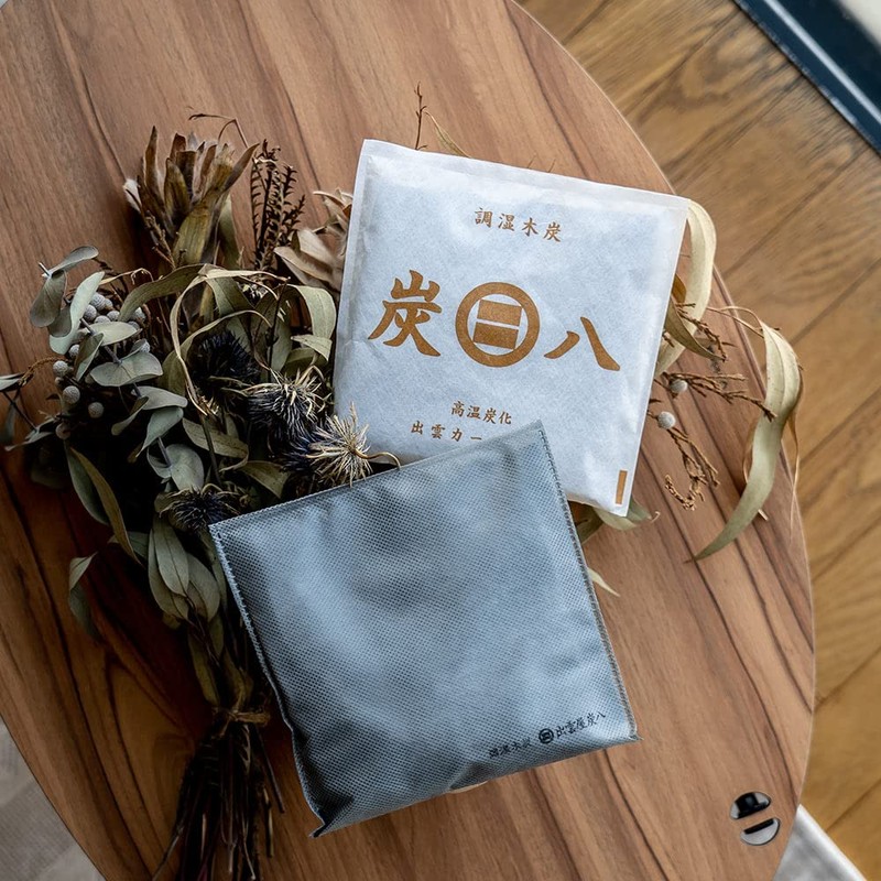 Izumo Carbon Charcoal Eight Smart Small Bag Scandinavian Gray (10