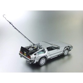 Welly 22443W Back To The Future Diecast Model, Silver