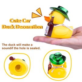 Mwmoeen Mwmoeen Gummi Ente Auto Ornament, Gelbe Ente Auto Armaturenbrett Dekorationen Zubeh?r mit Mini Cowboyhut Schal Sonnenbrille und niedliche Flasche, 6.5cm
