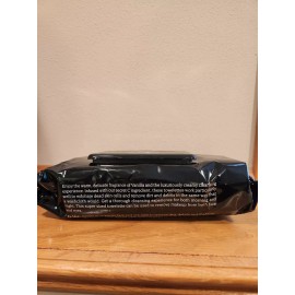 SIGNATURE CLUB A RAPID TRANSPORT C INFUSED CREAMY VANILLA CLEANSING TOWELETTES