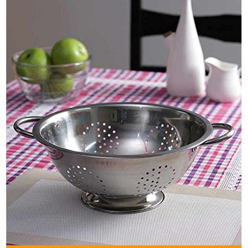 Stainless Steel Colander 24cm with Handle Sturdy Base Dishwasher Safe