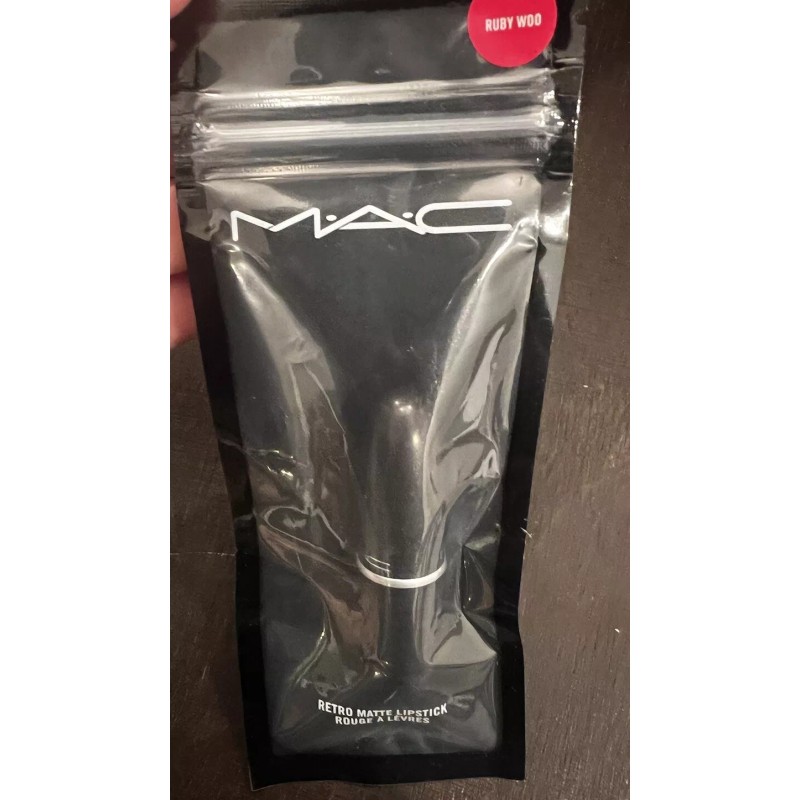 M·A·C MAC Retro Matte Ruby Woo Lipstick Travel Size NEW