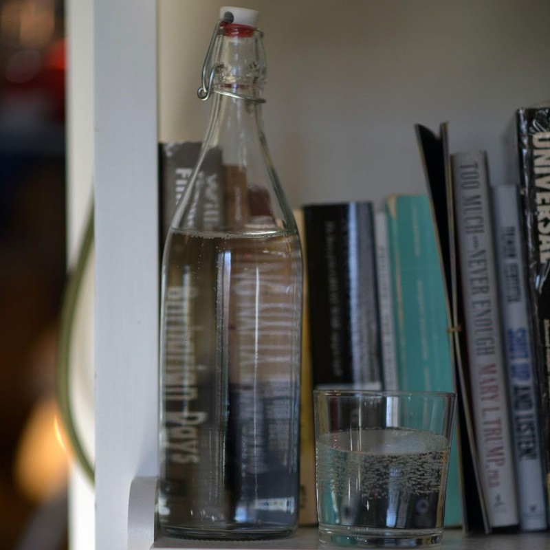 Bormioli Rocco Giara Glass Bottle with Airtight Clamp Lid, 33.75