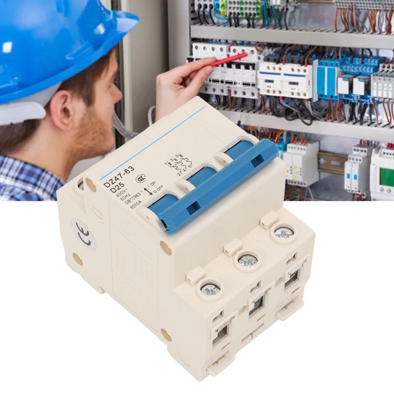 Miniature Circuit Breaker Flame Retardant Housing 3P Automatic Circuit Breaker