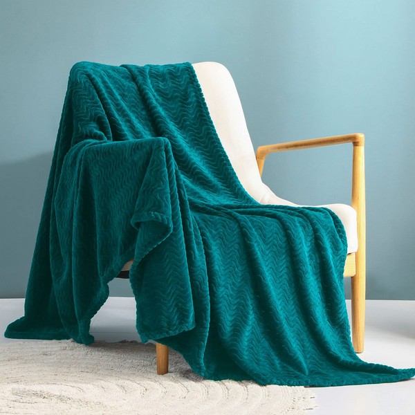 Exclusivo Mezcla Large Flannel Fleece Throw Blanket, 127x178 CM Sofa Throws, Soft Jacquard Weave Wave Pattern Throws for Sofa, Teal Blanket
