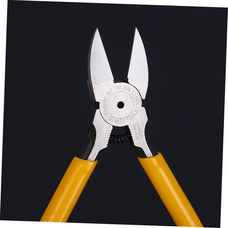 SHINEOFI Multifunctional Escargots Tail Cutter Plier Sturdy Pliers with Handle