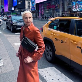 Baggallini Securtex® Anti-theft Belt Bag - Fanny Pack for Women RFID Wallet Locking Zipper - Travel Bag Crossbody Purse