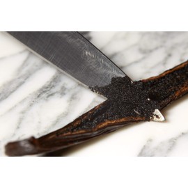 Kiddu - 10 Gourmet Vanilla Beans for Baking - Whole Grade A Pods in a Resealable Pouch