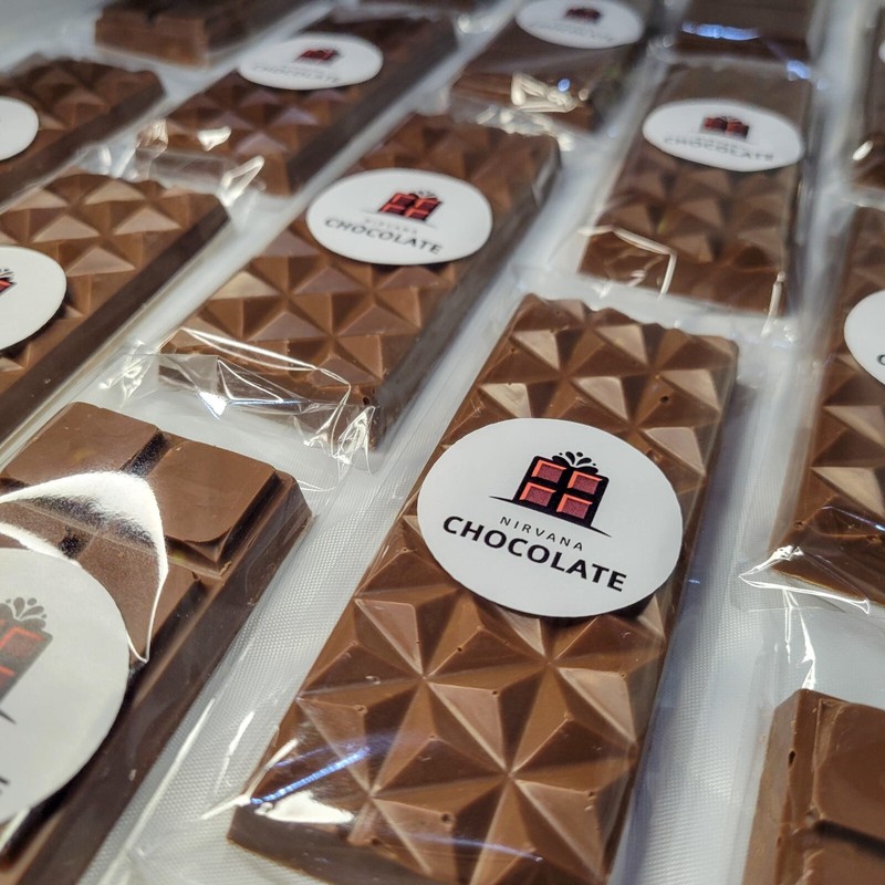 Nirvana Chocolate Dubai Chocolate Bars, with Pistachio Butter and Milk