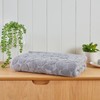 Fusion - Grey Circle Pebble Bath Towel (70 x 130cm)