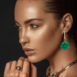 Vavhoo Resin Crystal Earrings for Women Long Dangling Drop Earrings with Tiered Petal Design Statement Jewelry for Party Wedding Evening Wear (Green)