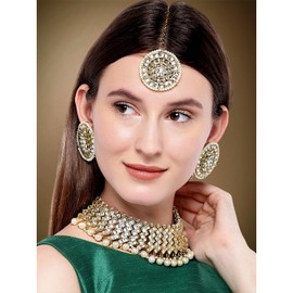 Aheli Bollywood Style Faux Kundan Beaded Choker Necklace Round Stud Earrings Maaang Tikka Indian Jewelry Set for Women
