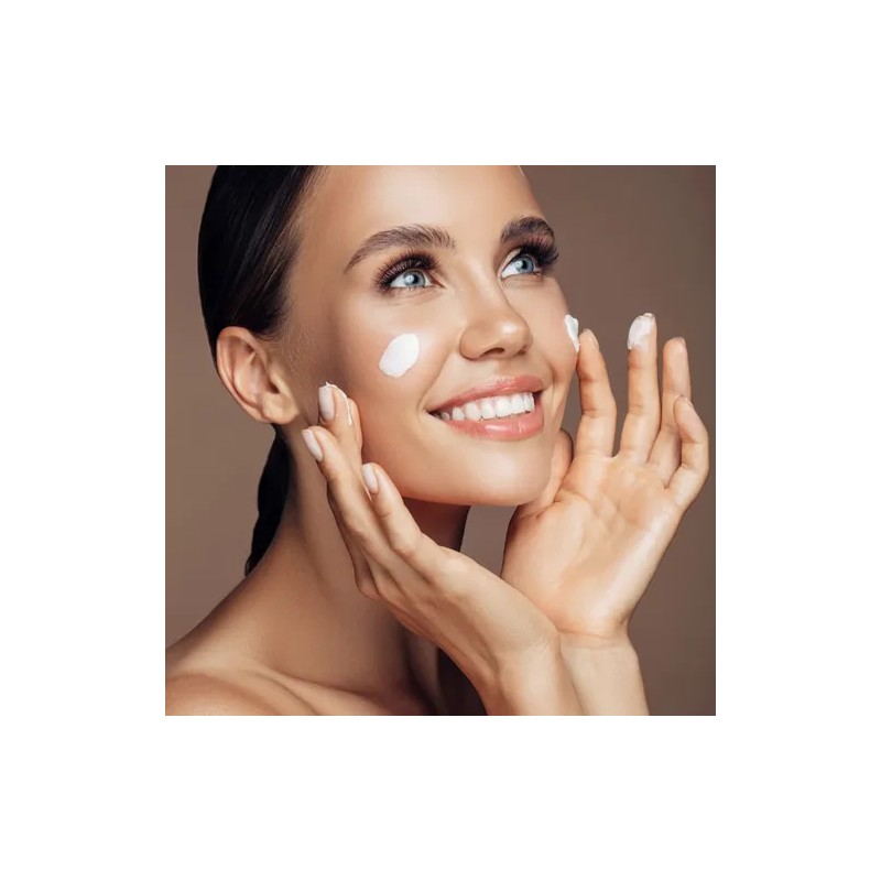 Crema Facial Día MELANTXA con Protección Solar SPF 50 para