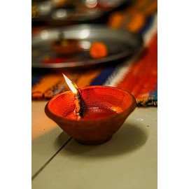 Dordeli Traditional Clay Diya, Handcrafted Terracotta Oil Lamp for Decoration, Single Bowl