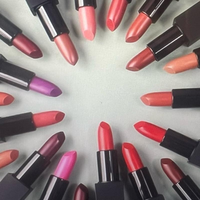 Monfy Flawless Matte Lipstick - Matte Finish, Versatile Use, Ideal