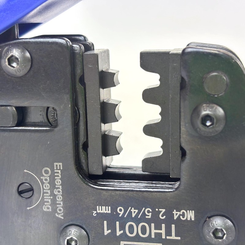 TEMCo TH0011 Solar Crimper Tool PV Terminal Crimping Solar Panel