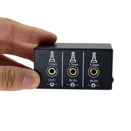 1/8" 1 in 2 Out or 2 in 1 Out Audio selector 3.5 mm TRS Stereo Channel 2 Splitter switcher Box Switching No External Power No Noise