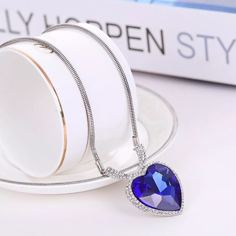 THE9SHOP Collar Titanic Conjunto De Collar Y Aretes Corazón Del