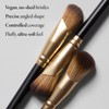LAURA GELLER NEW YORK Angled Precision Concealer Brush - Professional