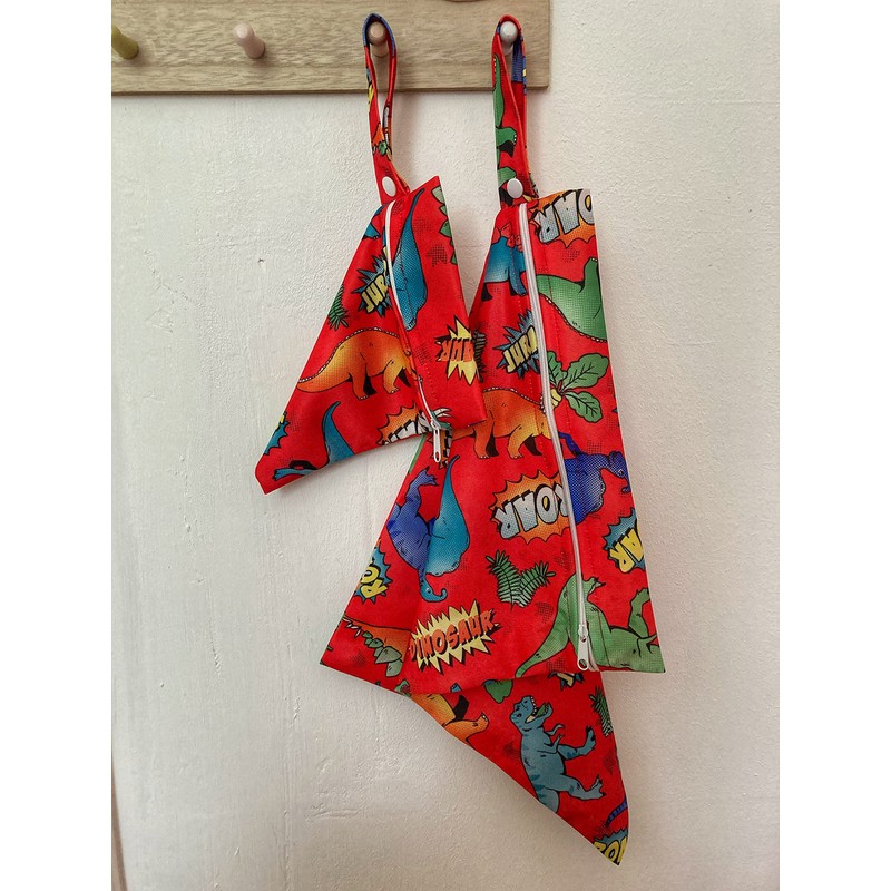 Set of 2 wet bags with cute children's motifs -