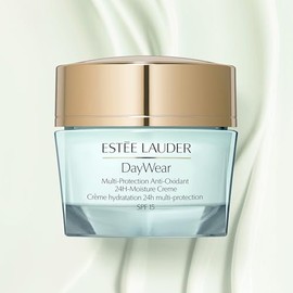 Este Lauder DayWear Crema Facial Hidratante Multi Proteccin 24h con Proteccin Solar SPF15  Anti-Edad y Antioxidante                                   