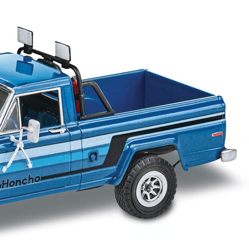 Revell Jeep Honcho Ice Patrol, Multicolor