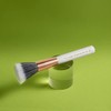 Pigment Play Large Highlighter Brush (Professional Face Highlighter Brush for