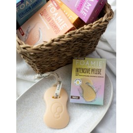 Foamie 3-in-1 Conditioner for All Hair Types, Conditioner with Olive Oil, Shea & Cocoa Butter, Hair Mask, Balm & Leave-in Conditioner for Easy Comb Hair, 45 g