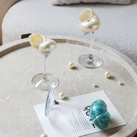 ZHIYOU Set of 2 White Conch Shell Wine Glasses, Glass base, Rhinestone filled hollow handle, natural shell cocktail glass Martini glass party drinking highfoot glass, Wedding gift (White 2pcs)