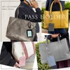 Giselle Men’s/Women’s Pass Case w/ Reel, Commuter Pass Case, ID