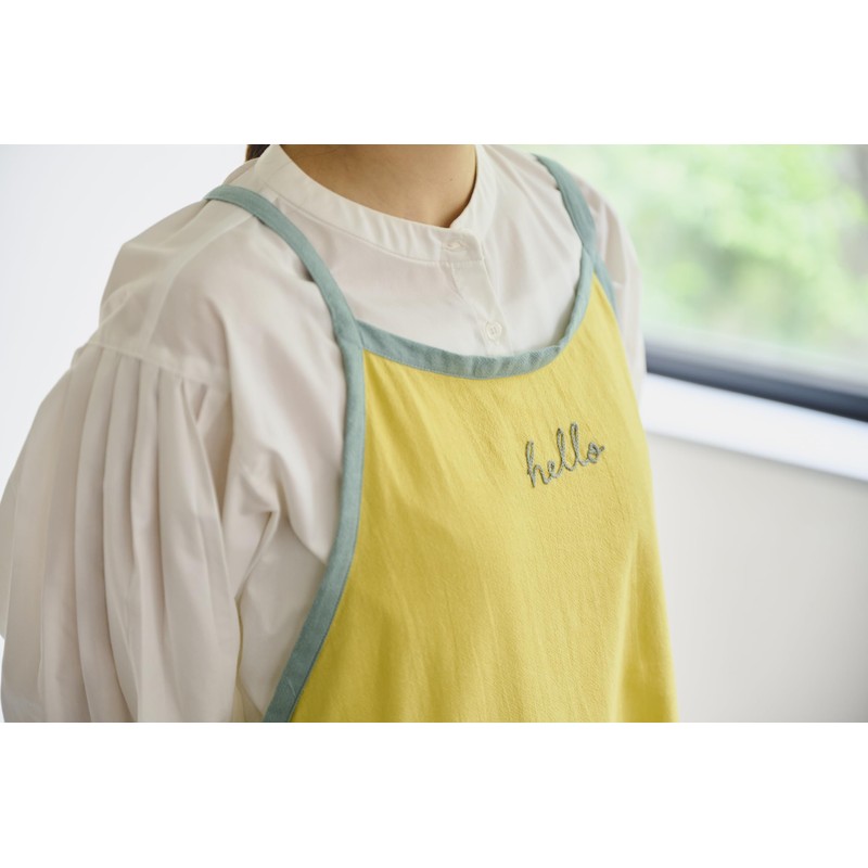 REP Lettered Apron, Yellow, Size: Approx. 33.5 x 33.5 inches