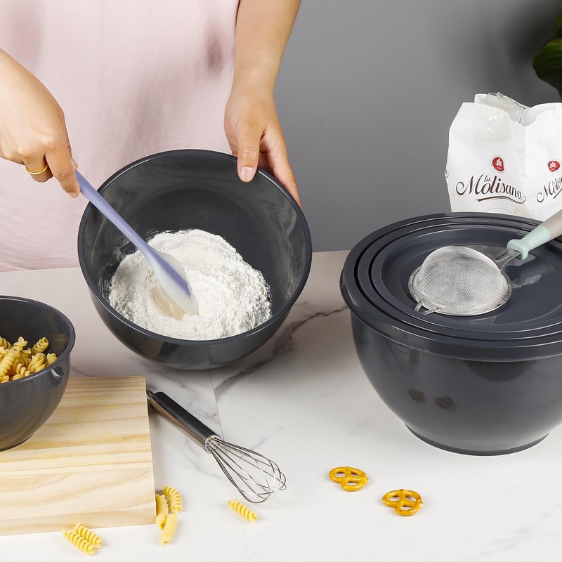5-Piece Plastic Mixing Bowls with Lids Set for Kitchen, Nesting