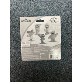 Sesame Street 5 piece Sesame Street figurine toy set
