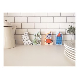 Moomin Non-woven Sponge Kitchen Scourer Die Cut, 4 Pieces (H x W x D): 4.7 x 3.6 x 1.2 inches (12 x 9.2 x 3 cm)