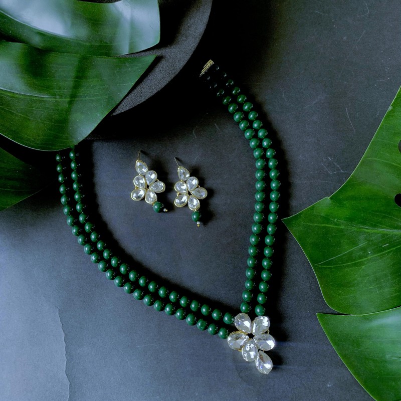 I Jewels (ML311) - Juego de collar con tachuelas de