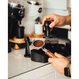 Normcore Coffee Tamper with Base Ripple 58.5 mm - Titanium PVD Coating - Barista Stamp with 15 lb / 25 lb / 30 lbs Contact Pressure - Aluminium Handle Mat (Diameter 58.5 mm)