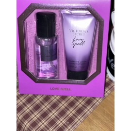 Victoria's Secret Love Spell Gift Set Fragrance Mist & Lotion 2.5oz each - New
