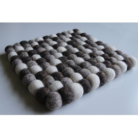 Maharanis Fairtrade Felt Coaster Pot Coaster Pebble Natural Light 22 cm Square Handmade Pure Wool Heat Resistant