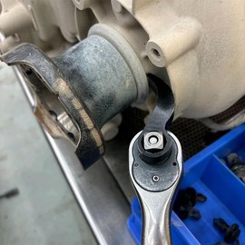 Jectse Pry Bar Wrench Adaptor Head, 1/2in Joint Compact Pry Bar Drive Shaft Disassembly Tool, Strong and Cr V Steel Material, Essential Pry Bar Tool