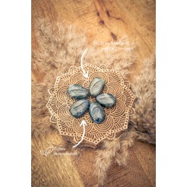 Lebensquelle Plus Labradorite Drop Pendant | Drilled Tumbled Stone Drop Pendant with Cotton Cord | High-Quality Gemstone Pendant, Cotton, Labradorite