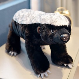 FRANKIEZHOU Honey Badger Stuffed Animal-Black 15.75",Realistic Badger Plush Toy, Honey Badger Stuffed Toy,Soft and Durable, Toy for Boy,Girl Toys,Gifts for Kids,Pillow Animals, Home Decor,Hugging Toy