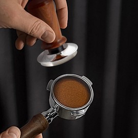 Guolich Stainless Steel Coffee Espresso Tamper with Spring Loaded Tamper Flat Stainless Steel Base Tamper Adjustable Filling Depth,Premium Barista Coffee Tamper,Tamper Tool Espresso (Brown, 53mm)