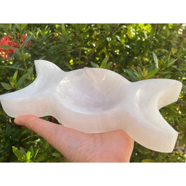 GAF TREASURES Large Selenite Triple Moon Bowl, 8" Long Triple Moon Carved Selenite Dish, Crystal Polished Cleansing Charging Healing Gemstone Bowl