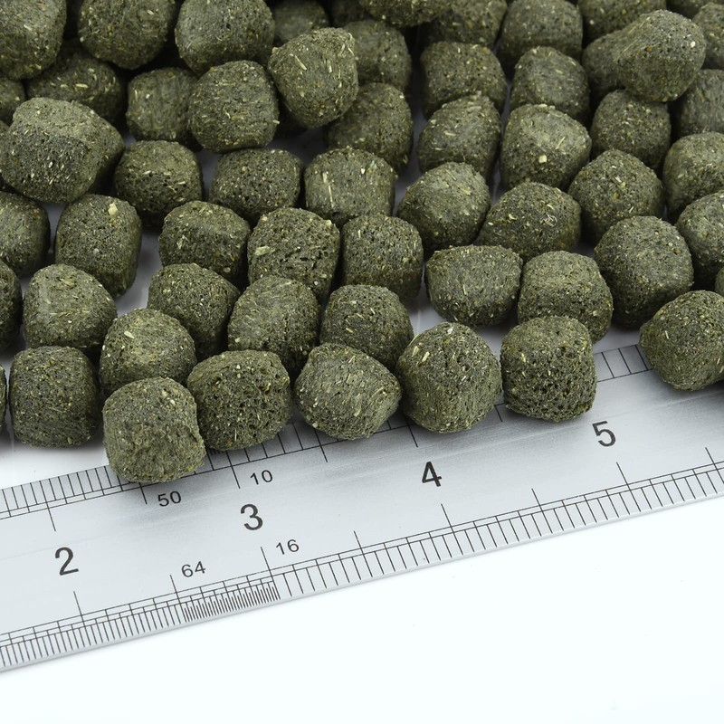 Ohcool Timothy Hay Cubes 10 oz with Small Size -